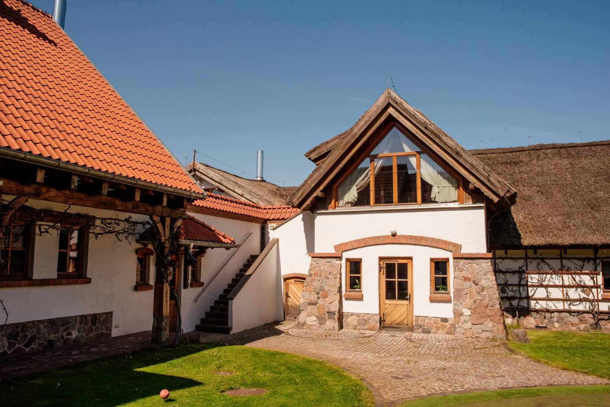 Gleboczek Vine Resort& Spa Wielki Głęboczek Екстериор снимка
